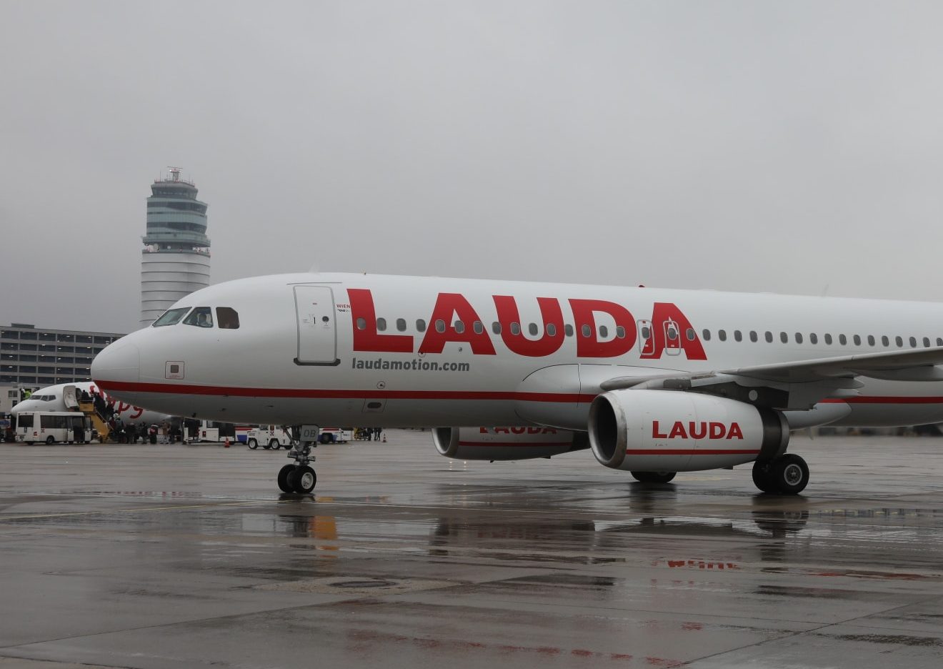 Laudamotion